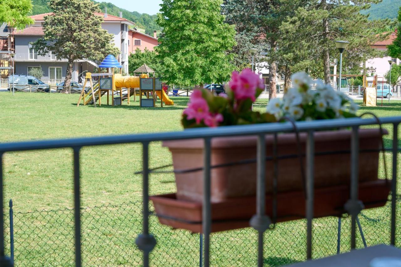 Albergo Shine Acqualagna Exterior photo