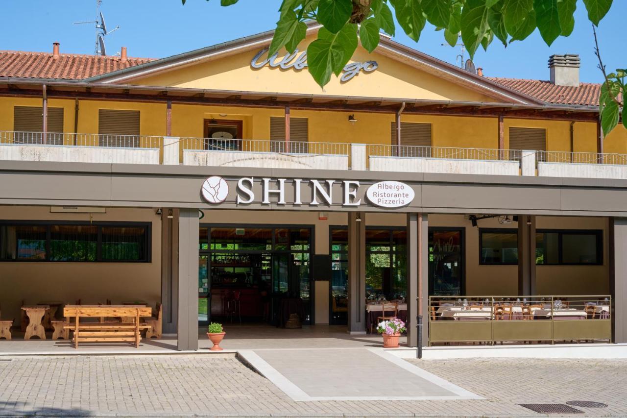 Albergo Shine Acqualagna Exterior photo
